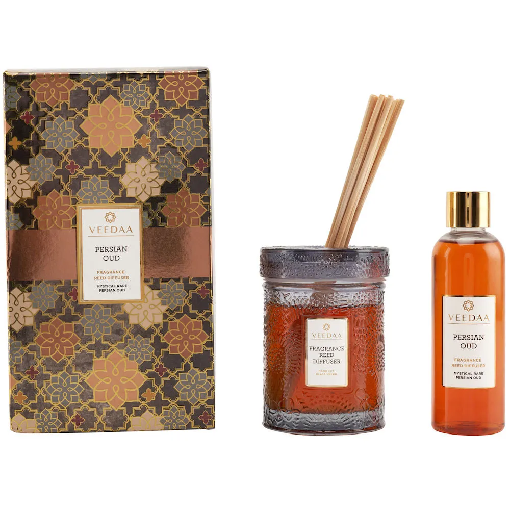 Veedaa Candles Persian Oud Reed Diffuser Set