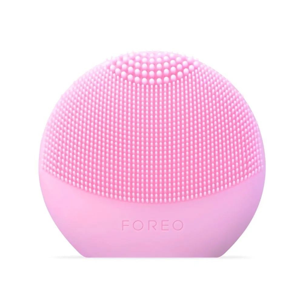 FOREO LUNA™ Play Smart 2 Smart Skin Analysis And Facial Cleansing Device - Tickle Me Pink