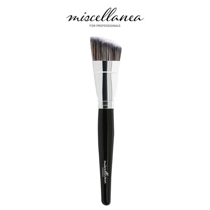 Miscellanea Angled Contour Brush - 23