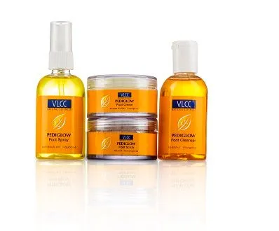 VLCC Pedi Glow Foot Care Kit