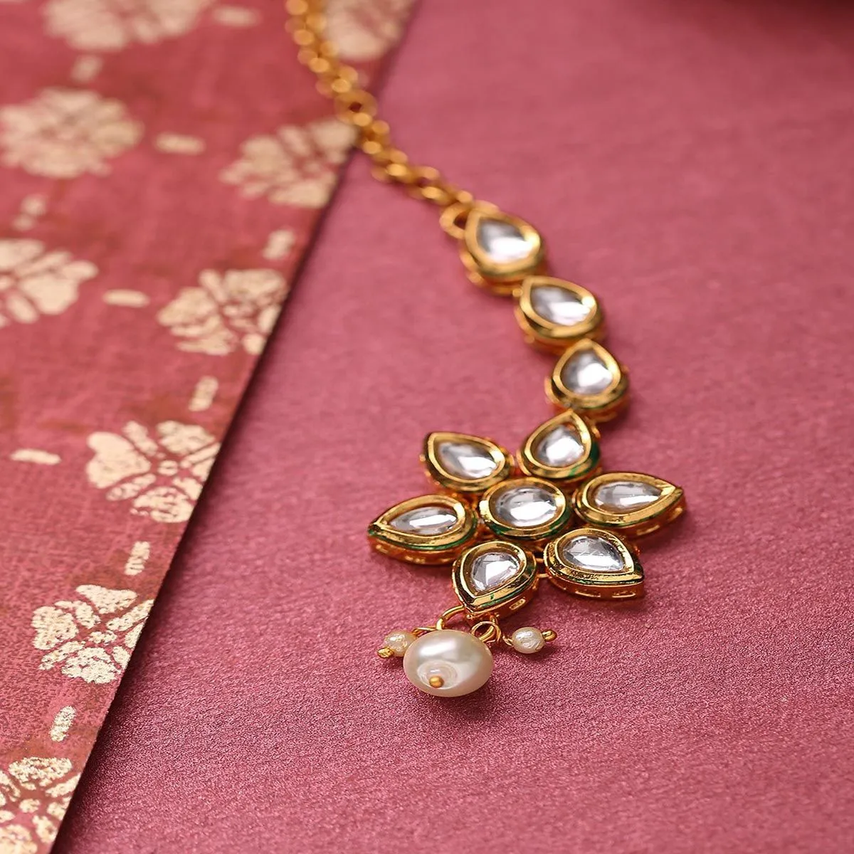 Priyaasi Gold-Plated Kundan Stone-Studded Maang Tikka